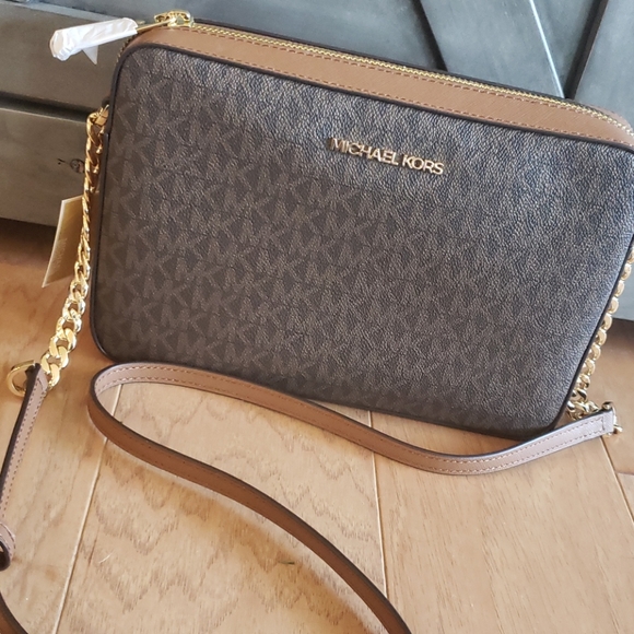 Mk crossbody bag - Picture 1 of 5